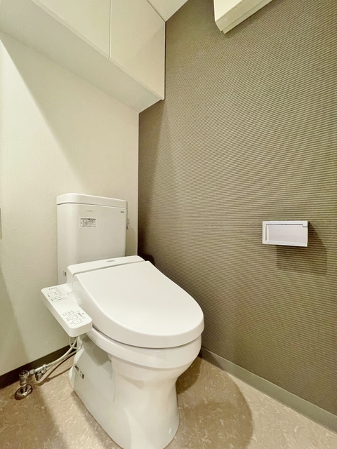 トイレ　※同タイプ別部屋のお写真