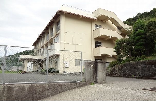 小学校　三島小学校（小学校）まで2200m