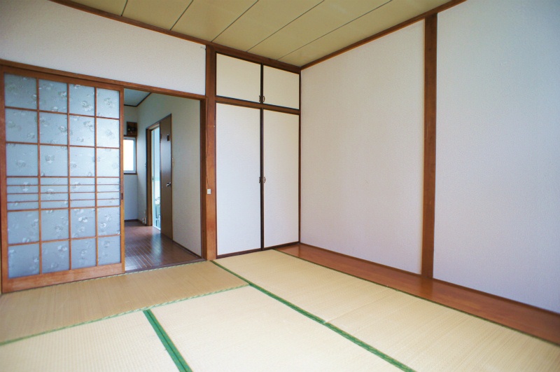 その他部屋・スペース　開放的な寝室です