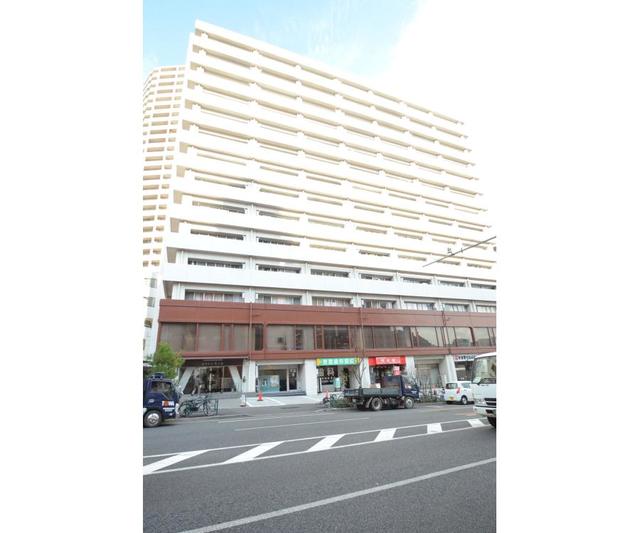 シャトレ市ヶ谷の建物外観