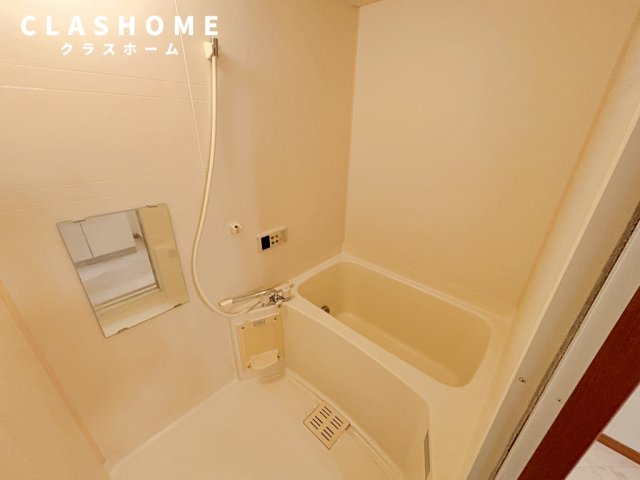 バス・シャワールーム　同物件の別部屋になります。