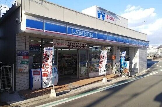 コンビニ　ローソン上野芝駅前店（コンビニ）まで923m