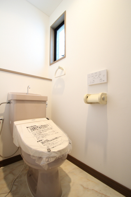 トイレ　別室の参考写真です。※現況優先