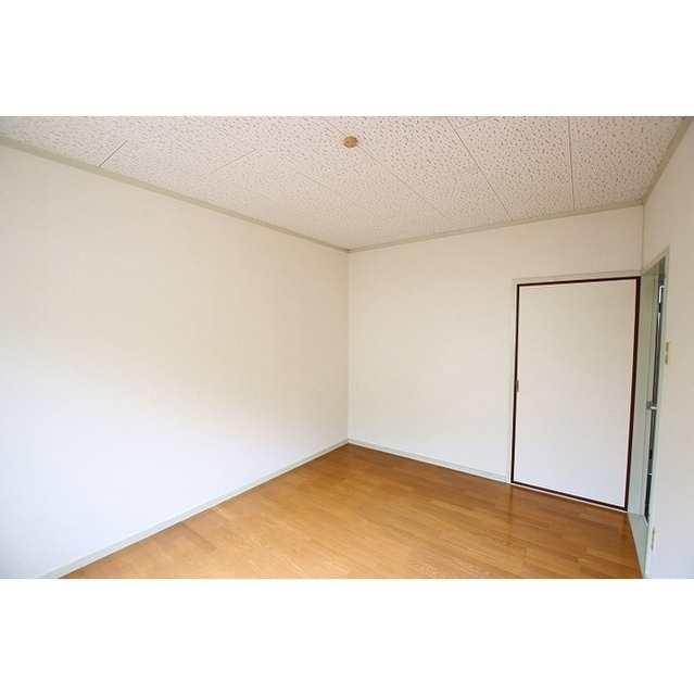 居室・リビング　照明付