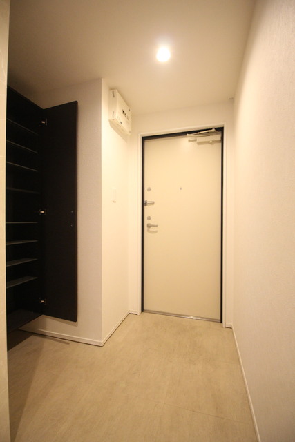 玄関　シューズボックス