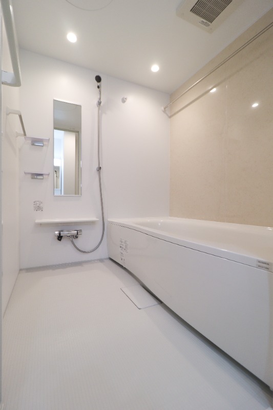 バス・シャワールーム　図面と現状に相違がある場合には現状を優先