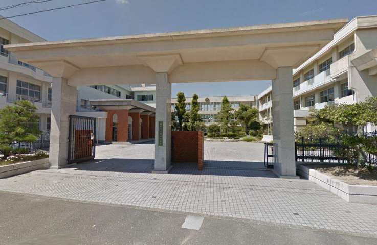 中学校　竜洋中学校（中学校）まで1065m