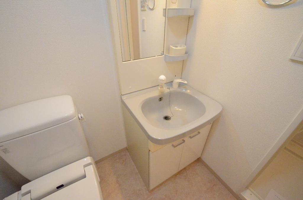 洗面設備　洗髪洗面化粧台