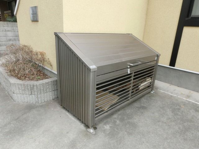 その他共有部分　専用ゴミ置き場。