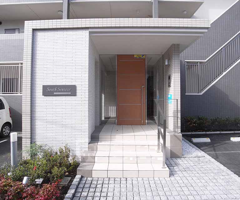 エントランス　入口です。