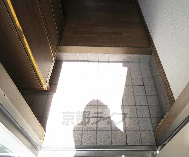 玄関　来客にも安心の玄関です