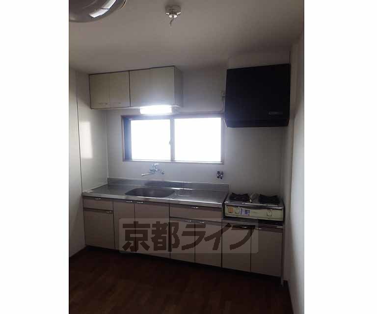 キッチン　使いやすい大きさのキッチンです