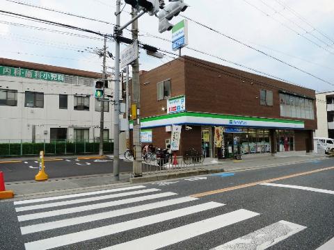 その他　ファミリーマート岸部中店（その他）まで718m