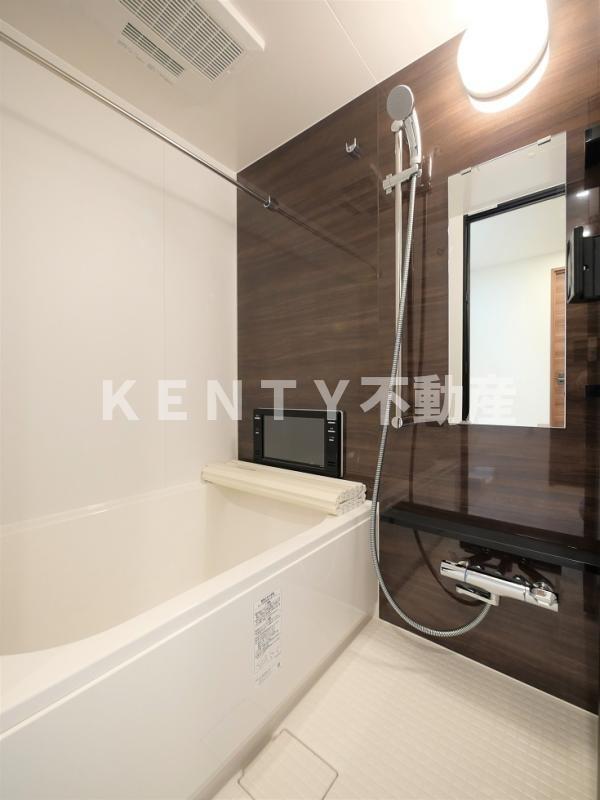 バス・シャワールーム　お風呂で日々の疲れを落としましょう