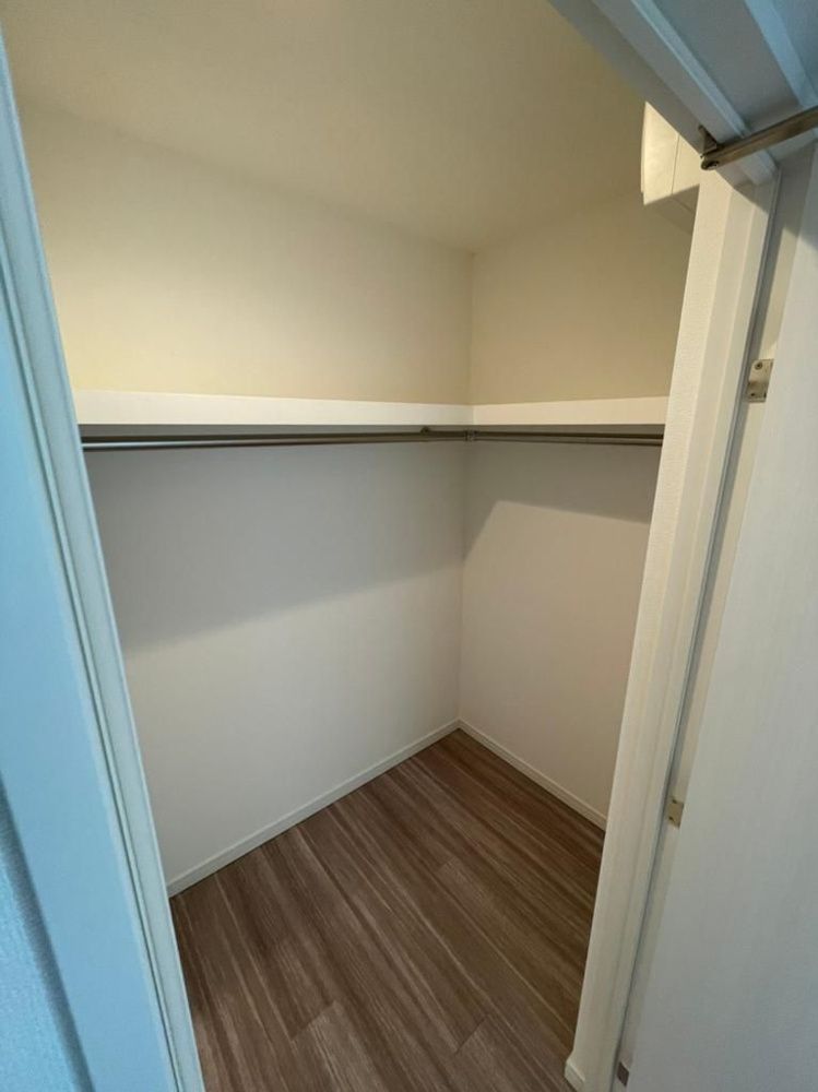 収納　写真は同タイプ住居です