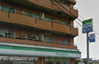 コンビニ　ファミリーマート三島幸原店（コンビニ）まで400m