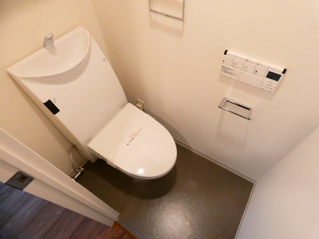 トイレ　トイレ