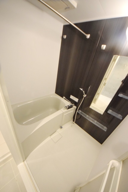 バス・シャワールーム　※別室参考写真です。