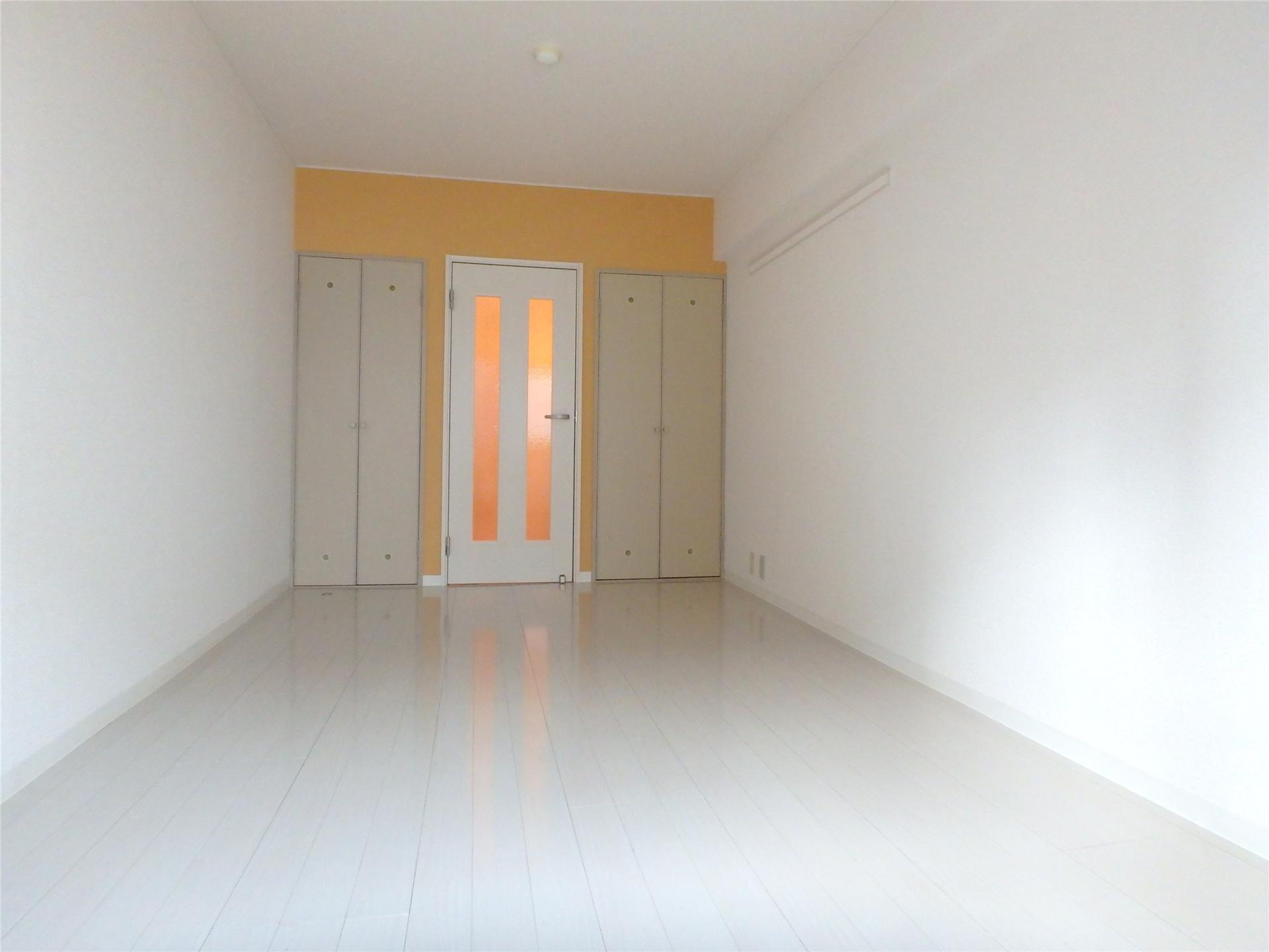 居室・リビング　７帖の洋室です