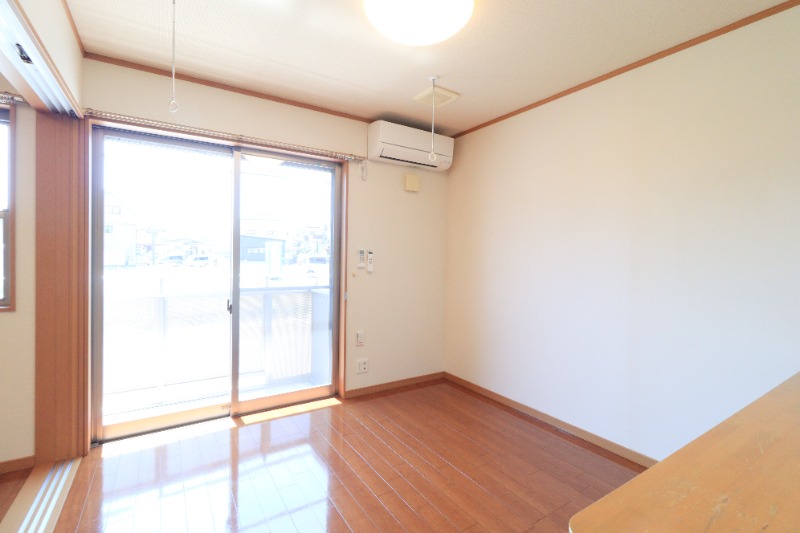 居室・リビング　図面と現状に相違がある場合には現状を優先