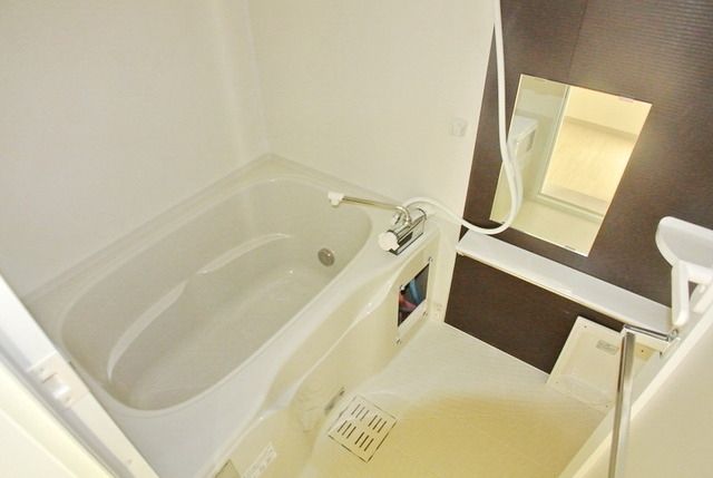 バス・シャワールーム　☆追焚・浴室乾燥機付き☆