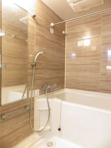 バス・シャワールーム　浴室