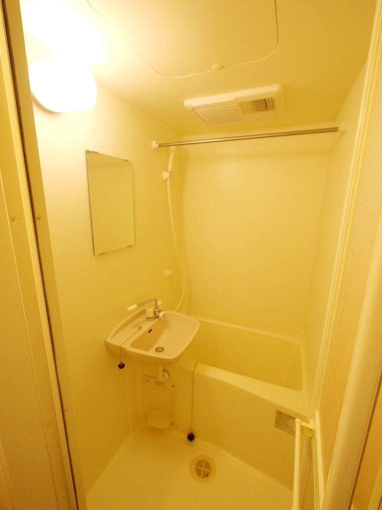 バス・シャワールーム　洗面