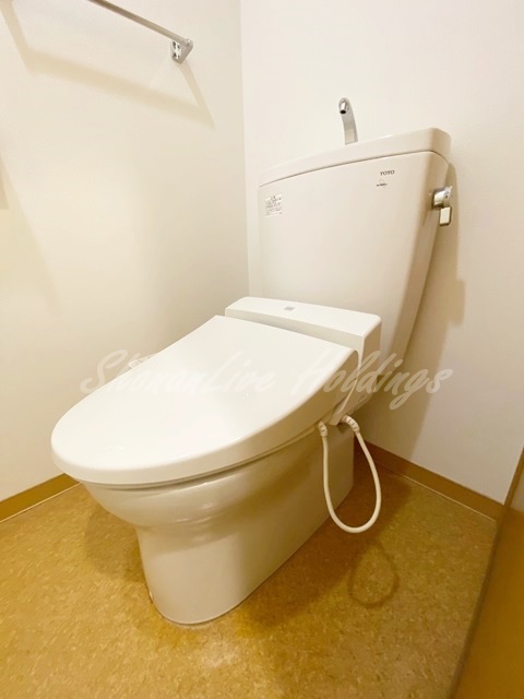 トイレ　清潔感のあるトイレです