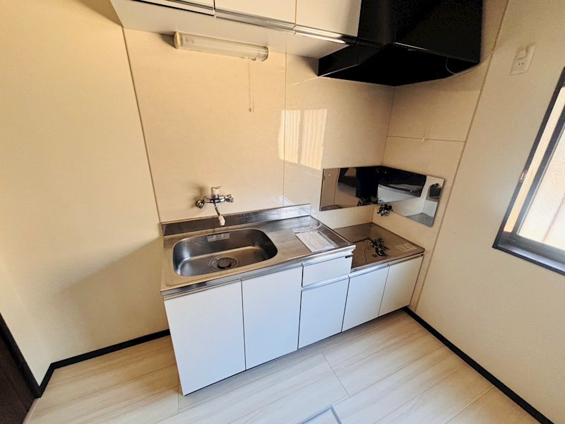 キッチン　同一物件別部屋写真