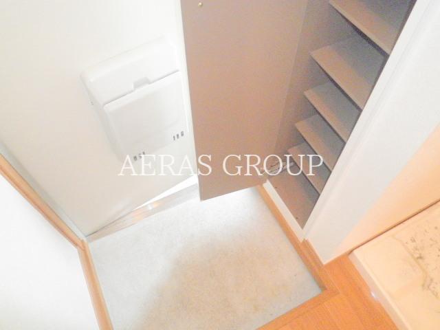 収納　シューズボックス