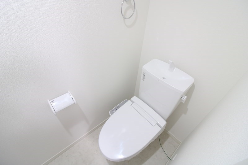 トイレ　※別部屋参考写真