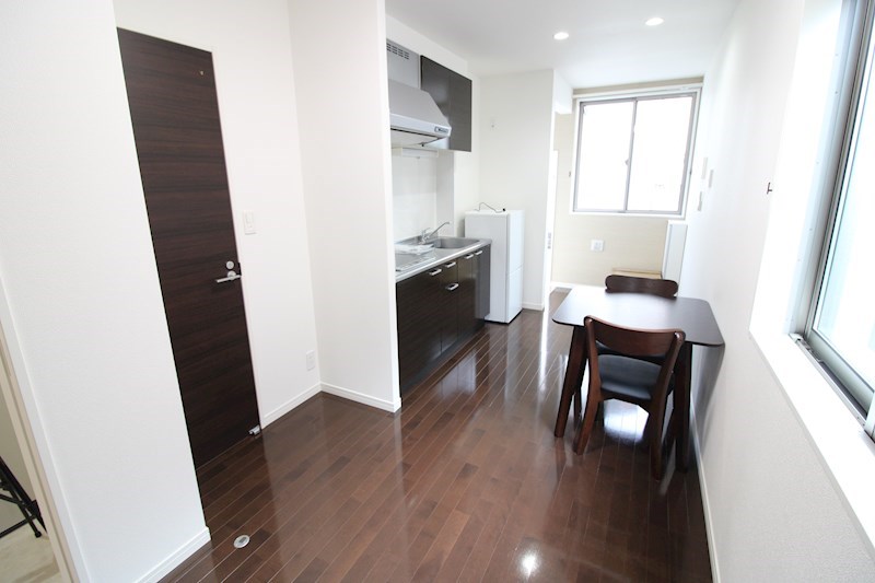 居室・リビング　※別部屋参考写真