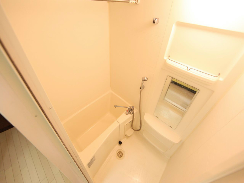 バス・シャワールーム　浴室暖房乾燥機付　24時間換気機能付バスルーム