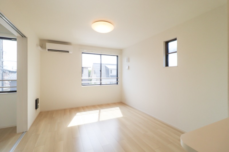 居室・リビング　図面と現状に相違がある場合には現状を優先