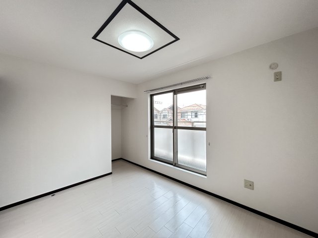 その他部屋・スペース　※同物件別号室の写真になります