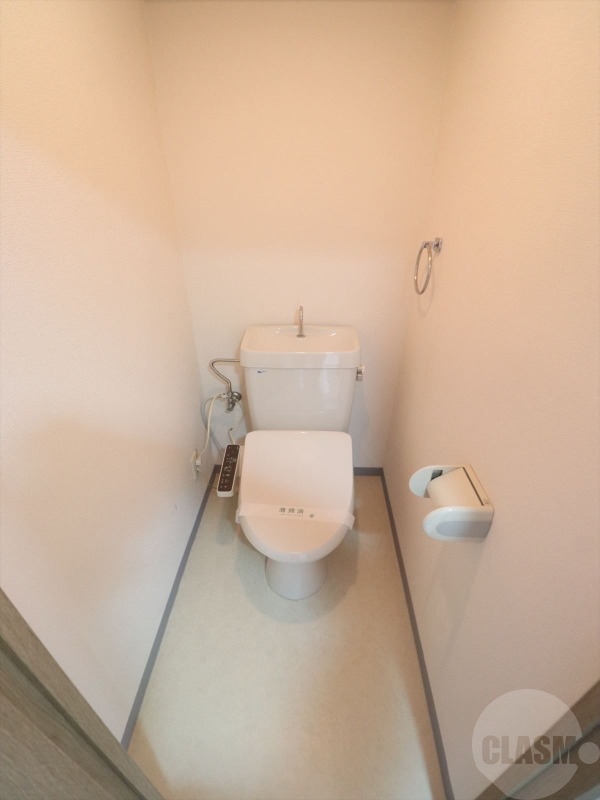 トイレ　温水洗浄暖房便座