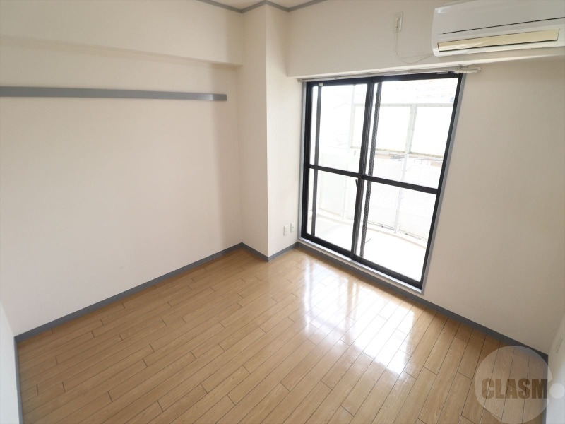 居室・リビング　明るいお部屋です