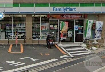 コンビニ　ファミリーマート摂津千里丘二丁目店（コンビニ）まで142m