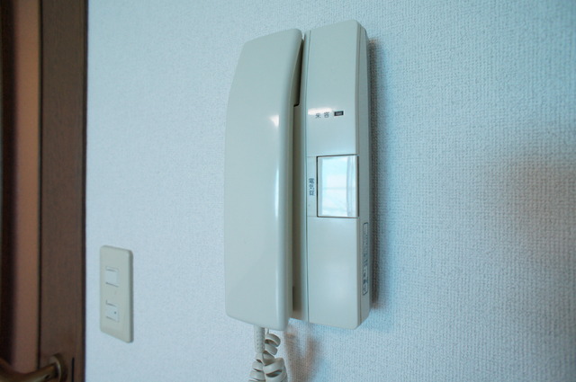 セキュリティ　快適な暮らしを守るインターフォン完備！