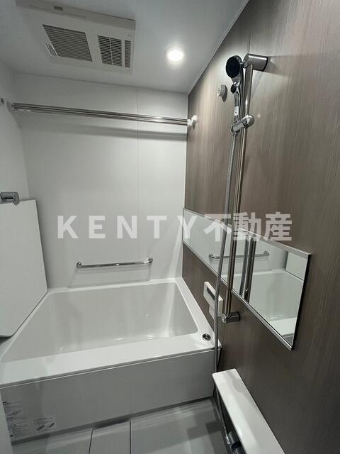 バス・シャワールーム　お風呂です