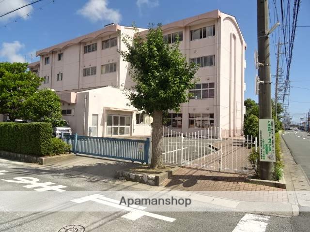 小学校　入野小学校（小学校）まで377m