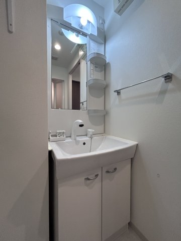 洗面設備　エグゼ新大阪南　洗面台