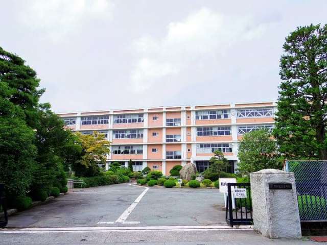 高校・高専　御殿場高校（高校・高専）まで960m