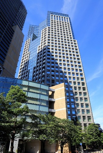 ショッピングセンター　ガーデンエアタワー（ショッピングセンター）まで279m