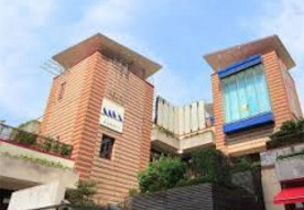 ショッピングセンター　アイガーデンテラス（ショッピングセンター）まで287m