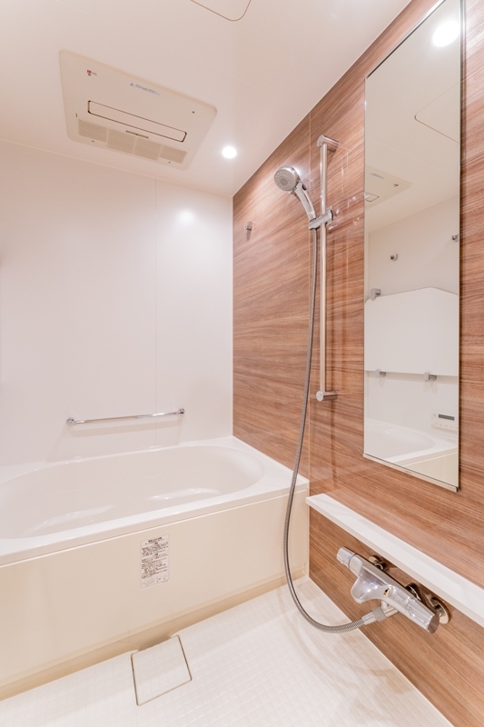 バス・シャワールーム　バス※別部屋参考写真