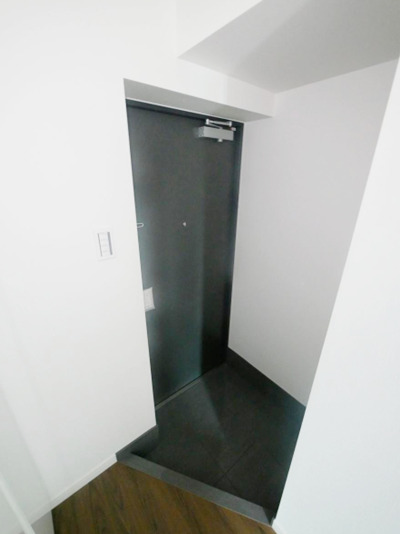 玄関　【ペットと暮らせるお部屋♪】嬉しいネット使用料無料！！