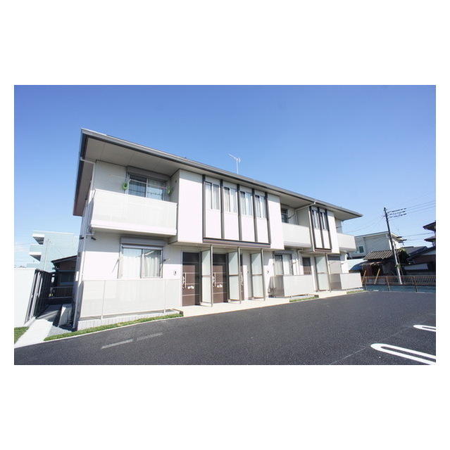 建物外観　白が基調のシャーメゾン