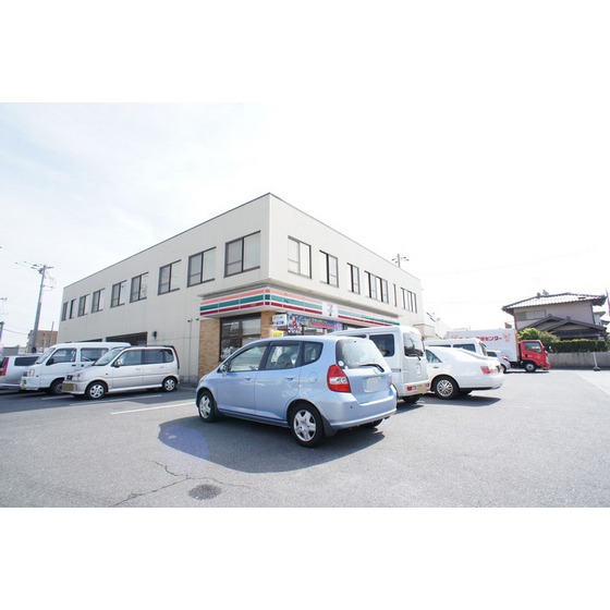 コンビニ　セブンイレブン水戸西原店（コンビニ）まで437m