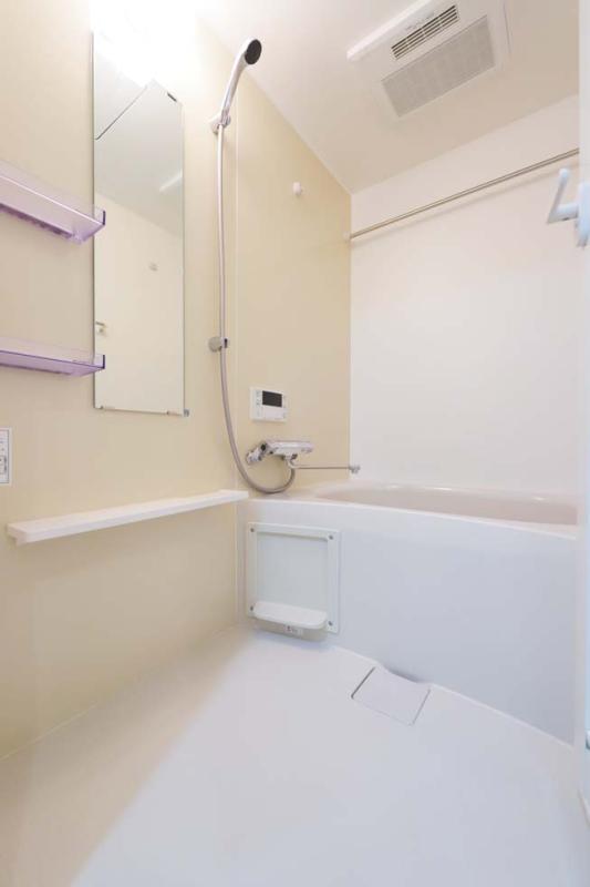 バス・シャワールーム　風呂